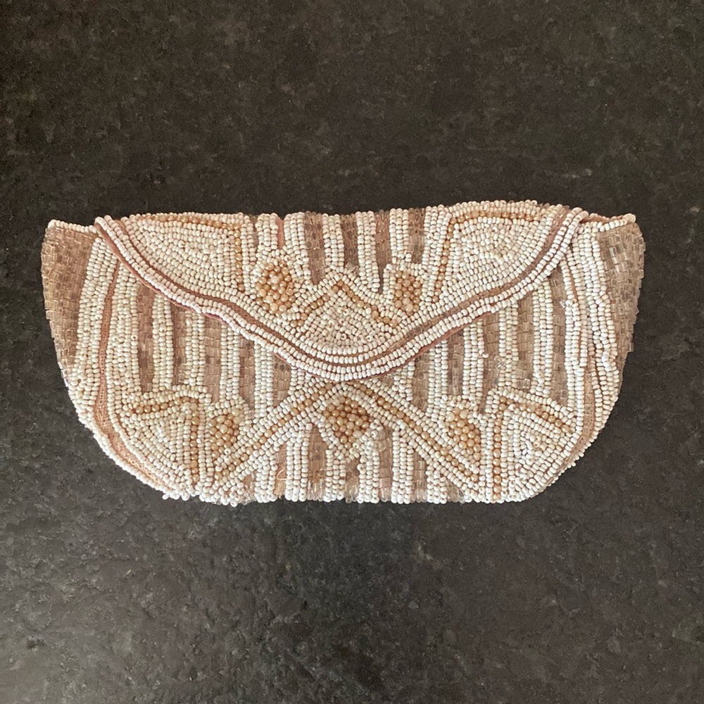 Antique Vintage 1920’s white and champagne Beaded clutch dance purse